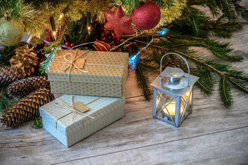 Holiday gifts - seasonal