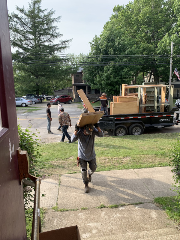 Moving shelving